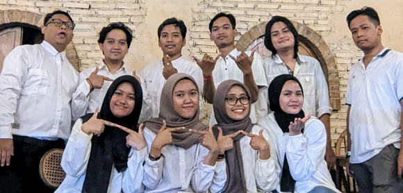 Tim CAN Creative berfoto bersama